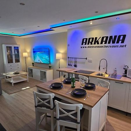 Arkana, Appartement Avec 2 Places De Parking Dole Eksteriør billede
